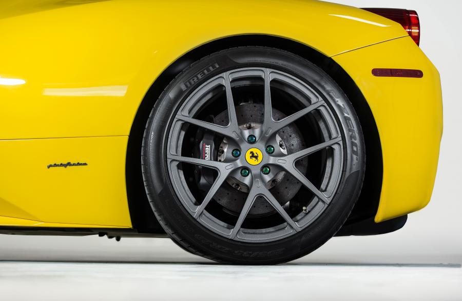  Ferrari 458 Italia VS-130 by Vorsteiner 2012 года  (фото 7 из 14)